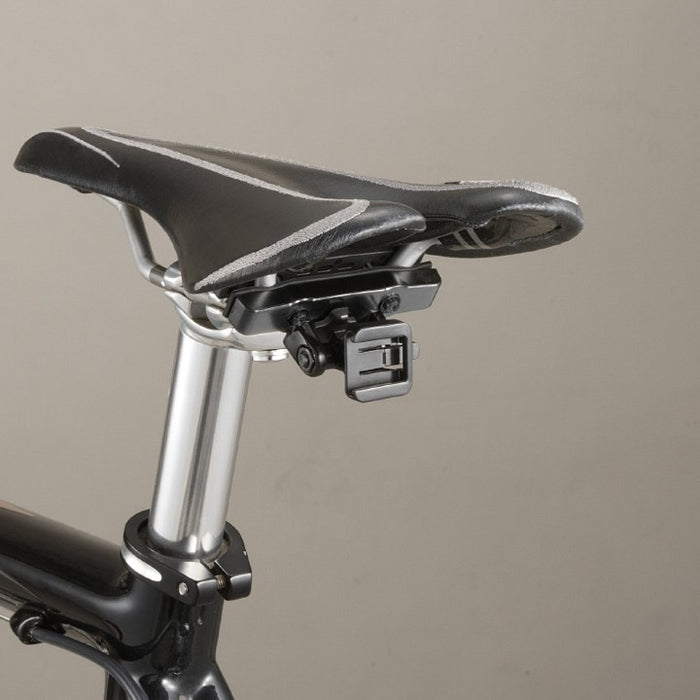 Cateye Rear Light Mount for Saddle Rail RM-1