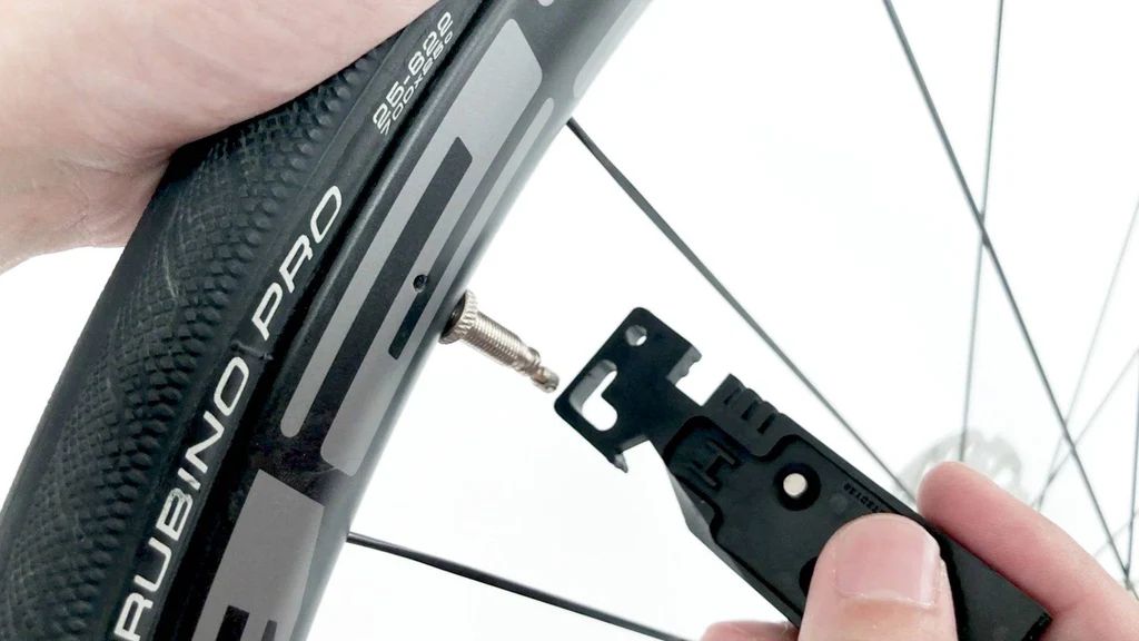 Clever Flat Out Multi Function Chain Hook Tool (set of 2pcs)